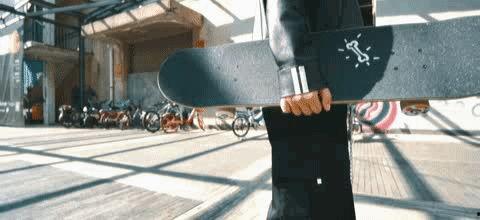 成人如何玩滑板视频大全,新手必看！成人滑板入门教程视频合集